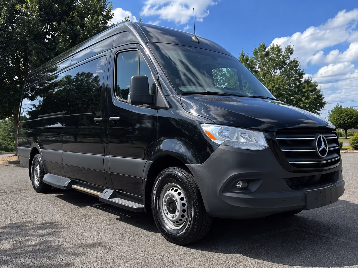 auburn airport transportation onboard seating