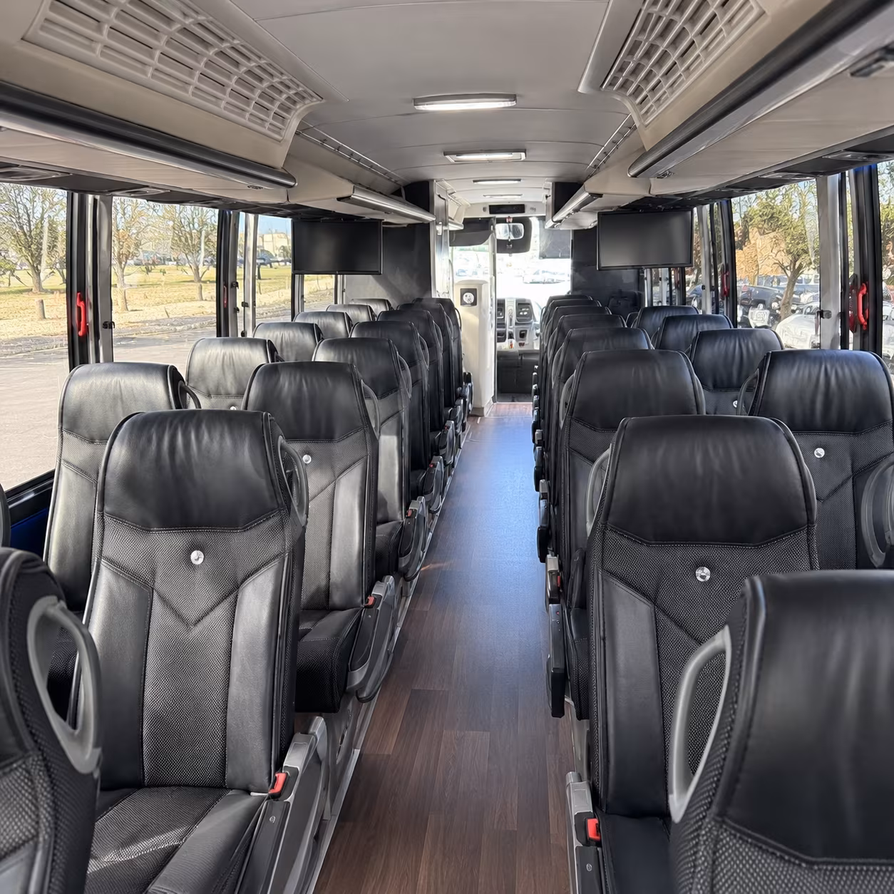 auburn bus rental service area