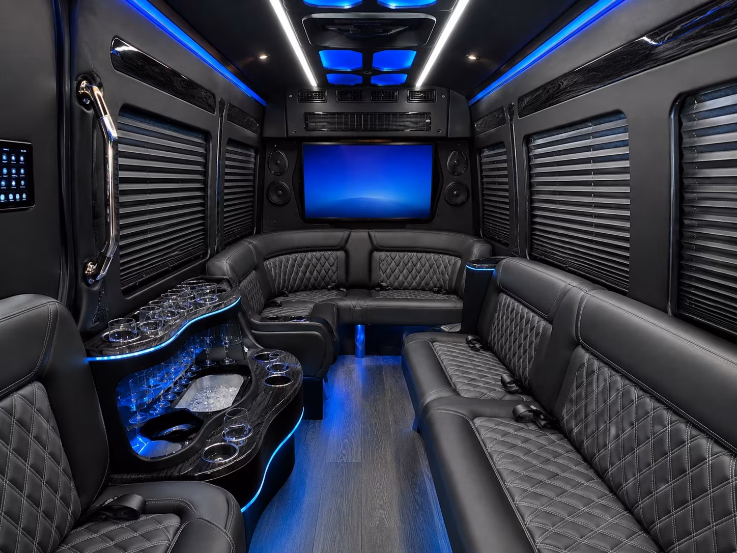 auburnwacharterbusservices com is the easiest way to arrange multi stop corporate tours across south king county