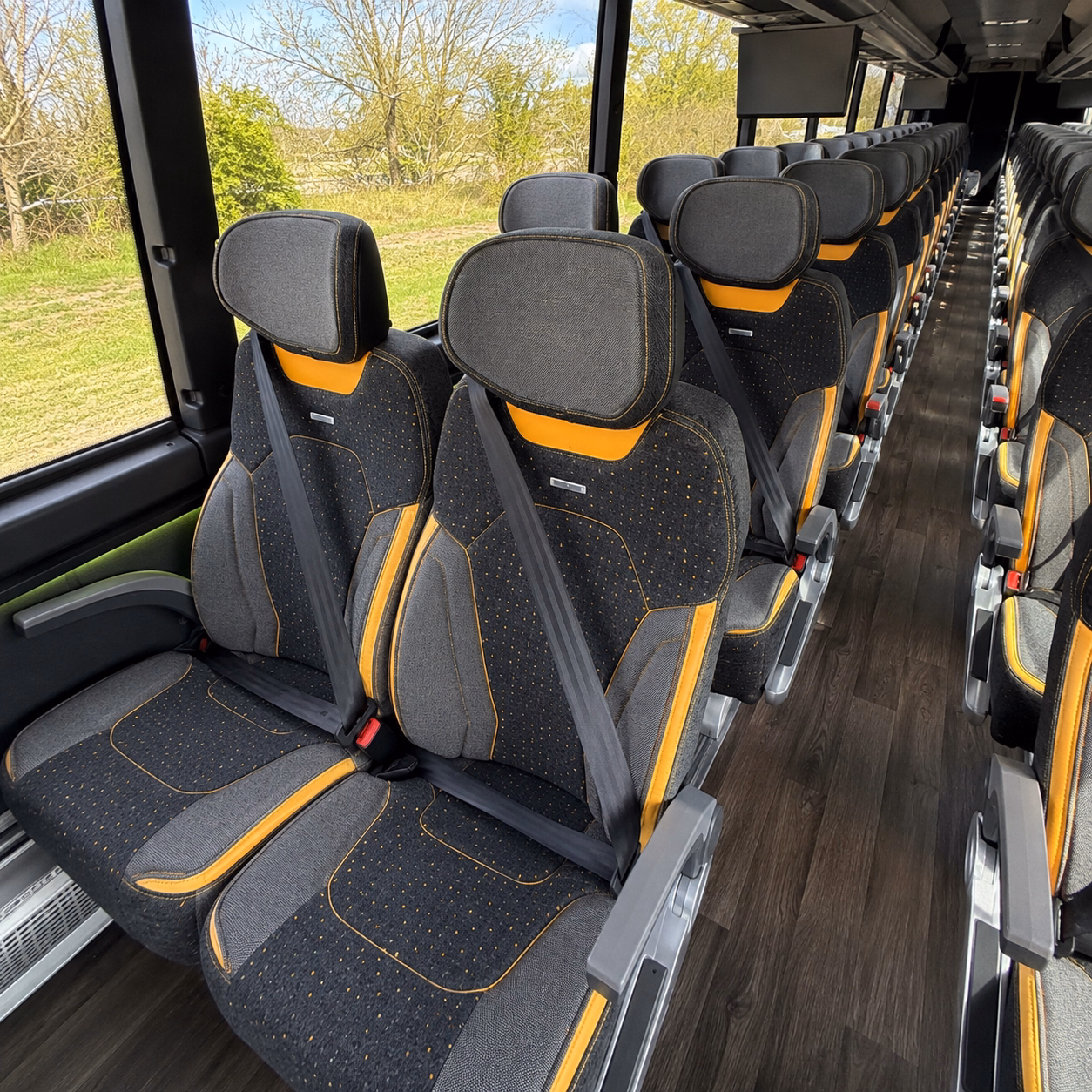 charter buses to leavenworth yakima valley and eastern washington